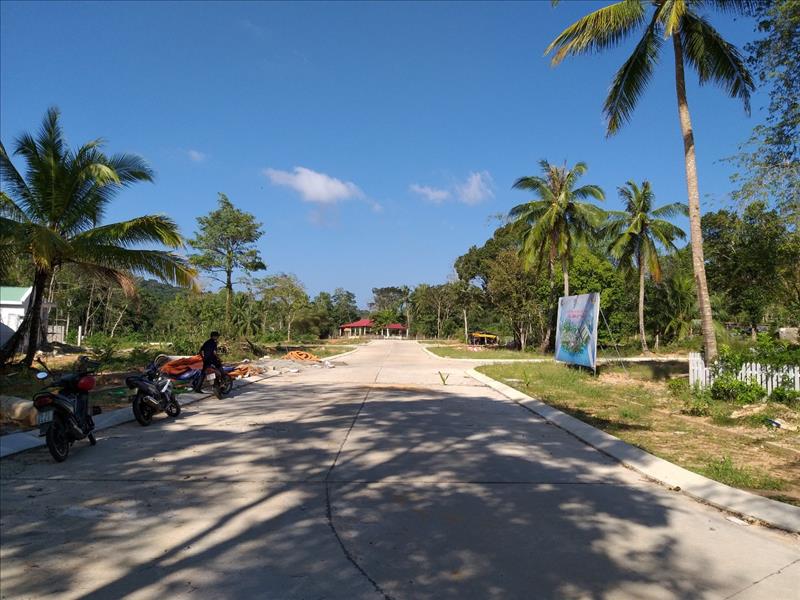 Bán đất mặt tiền đường Nguyễn Chí Thanh, đối diện Ecocity