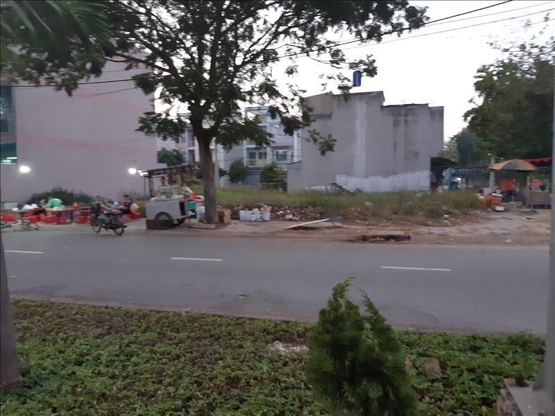 Gia đình cần bán 3 lô đất đường Nguyễn Tất Thành