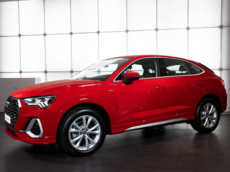 Gia đình bán xe Audi Q7 mới nhất VN , đăng kí 2014